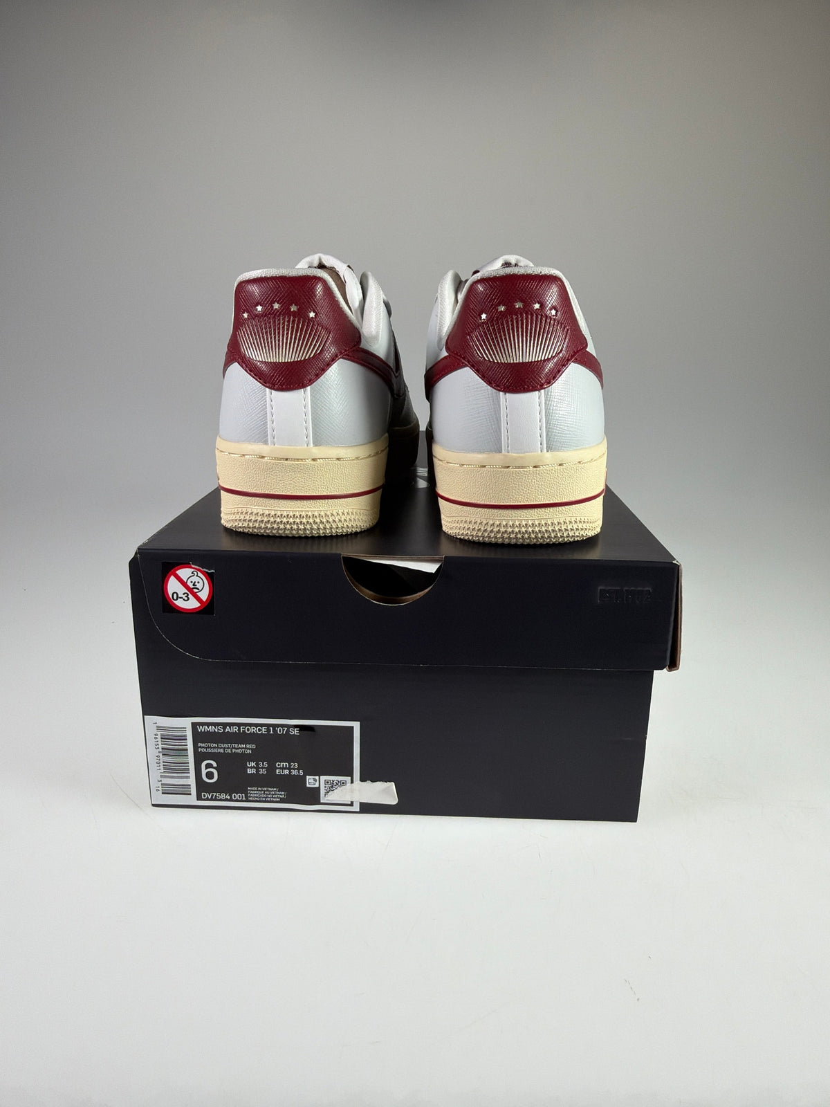 Nike Air Force 1 '07 SE (Wmns) - Größe EU 36,5 #12879