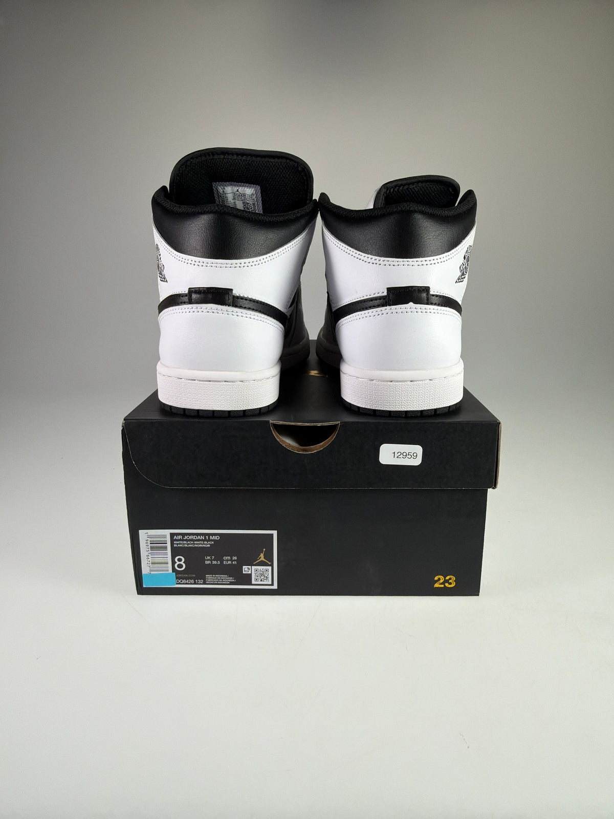 Air Jordan 1 Mid - Größe EU 41 #12959
