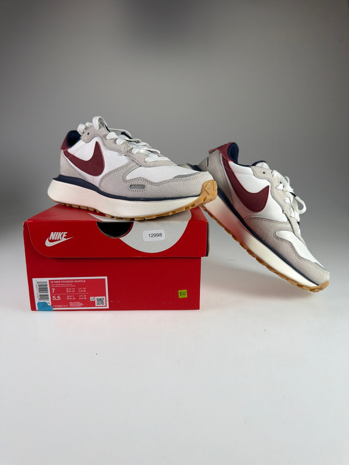 Nike Phoenix Waffle Damen - Größe EU 38 #12998