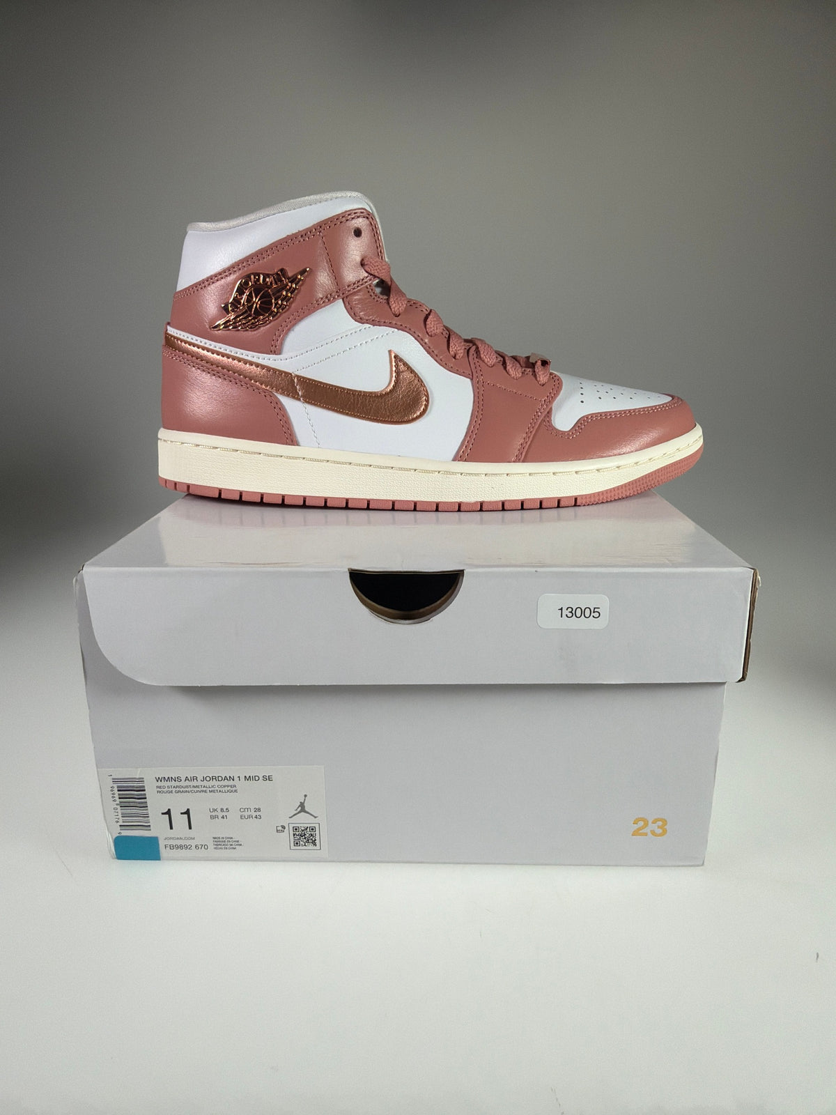 Air Jordan 1 Mid SE - Größe EU 43 #13005