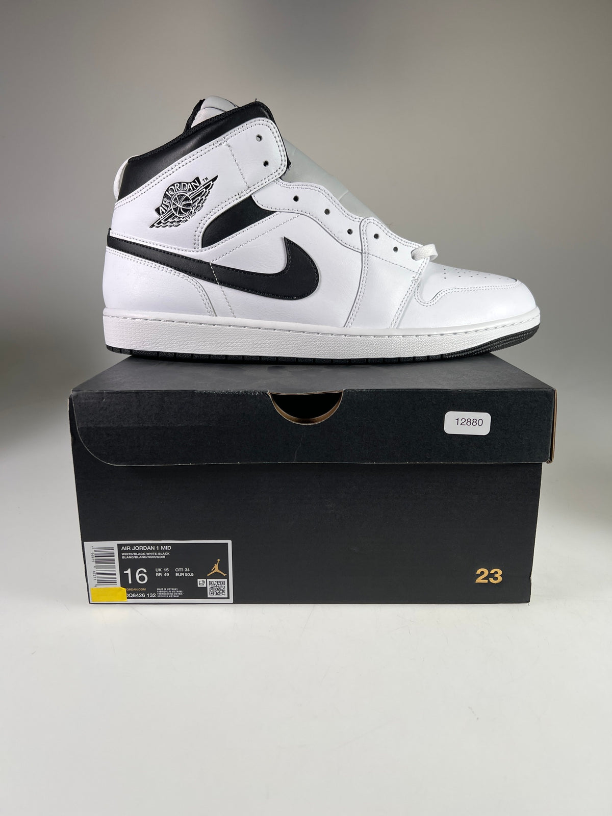 Air Jordan 1 Mid - Größe EU 50,5 #12880