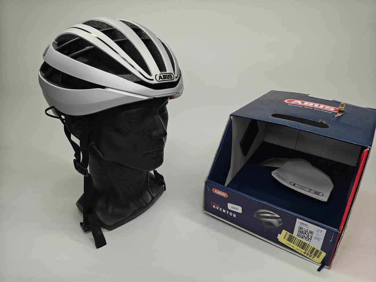 ABUS Aventor Fahrradhelm - Größe 51-55 cm #6200 - Black Forest Deals