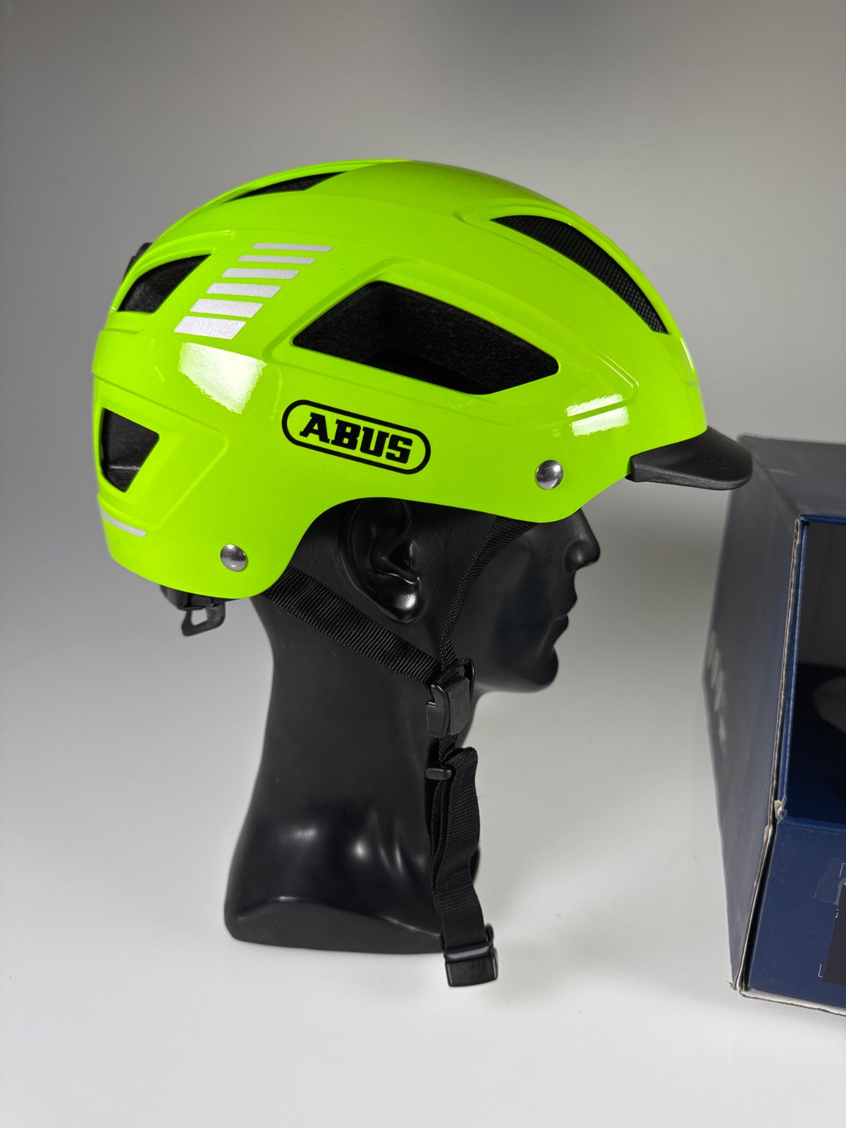 ABUS Hyban 2.0 Fahrradhelm - Größe 56-61cm #8627