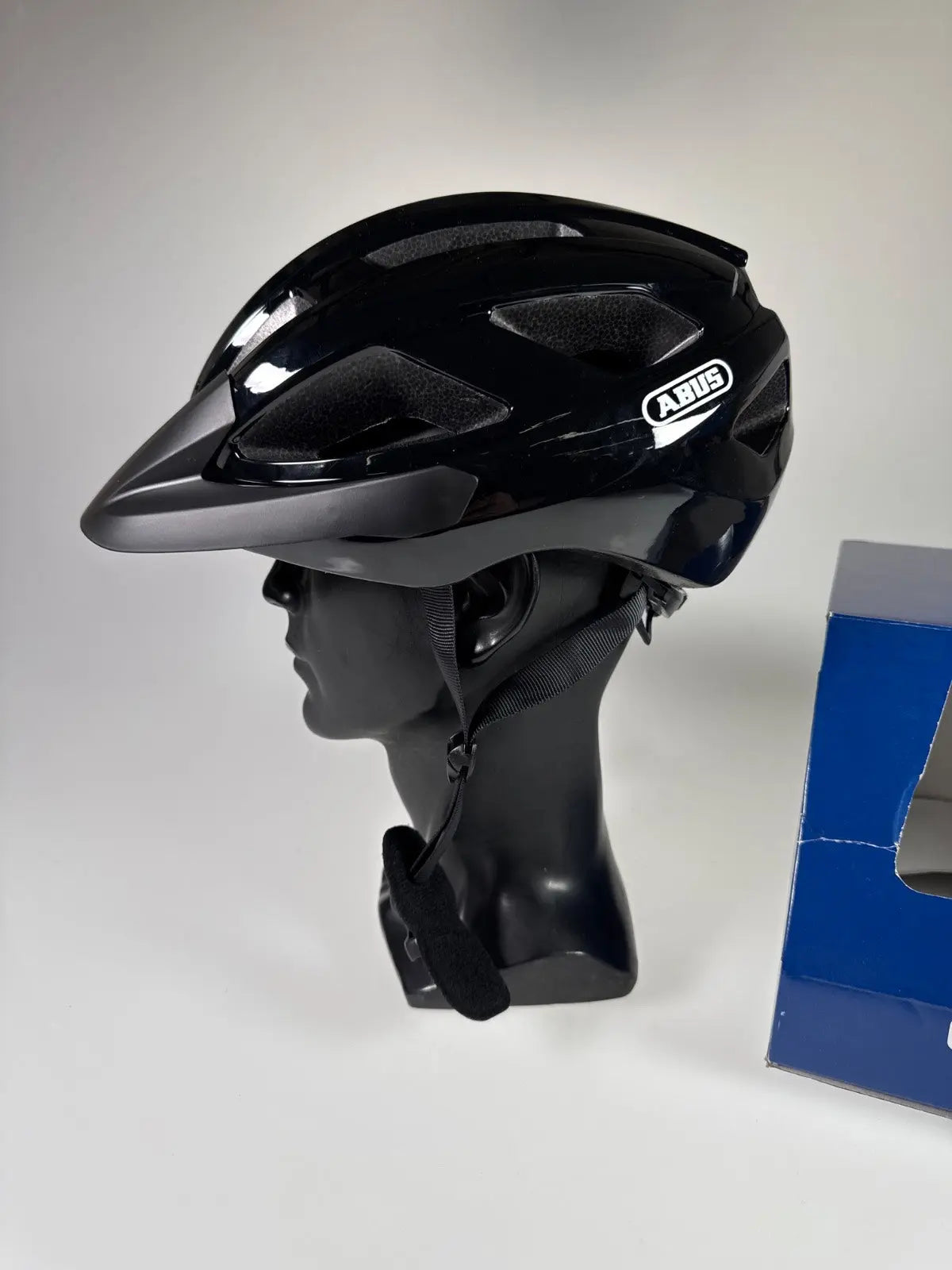 ABUS Macator Fahrradhelm - Größe 51-55cm #8532