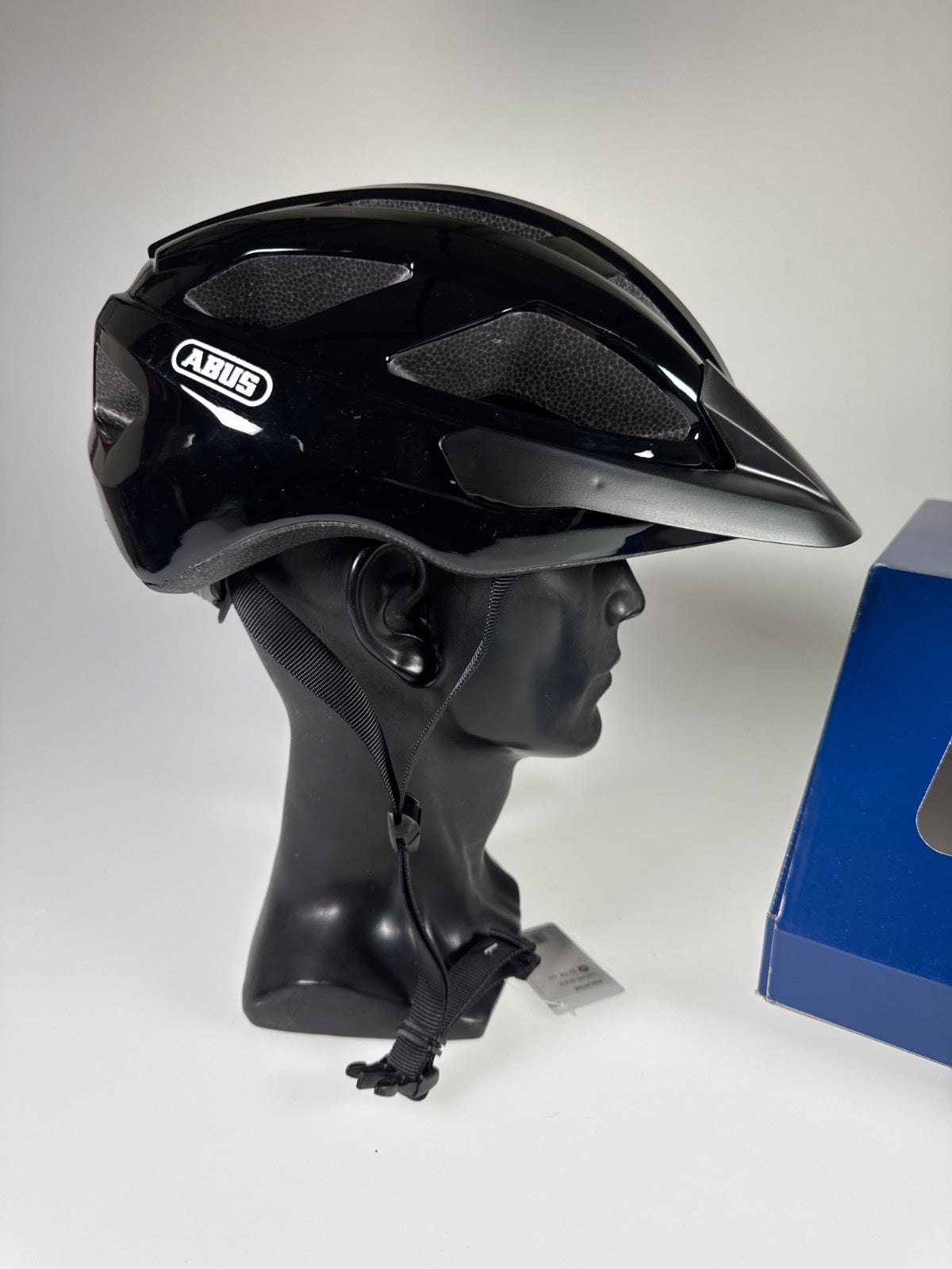 ABUS Macator Fahrradhelm - Größe 52-58cm #8464