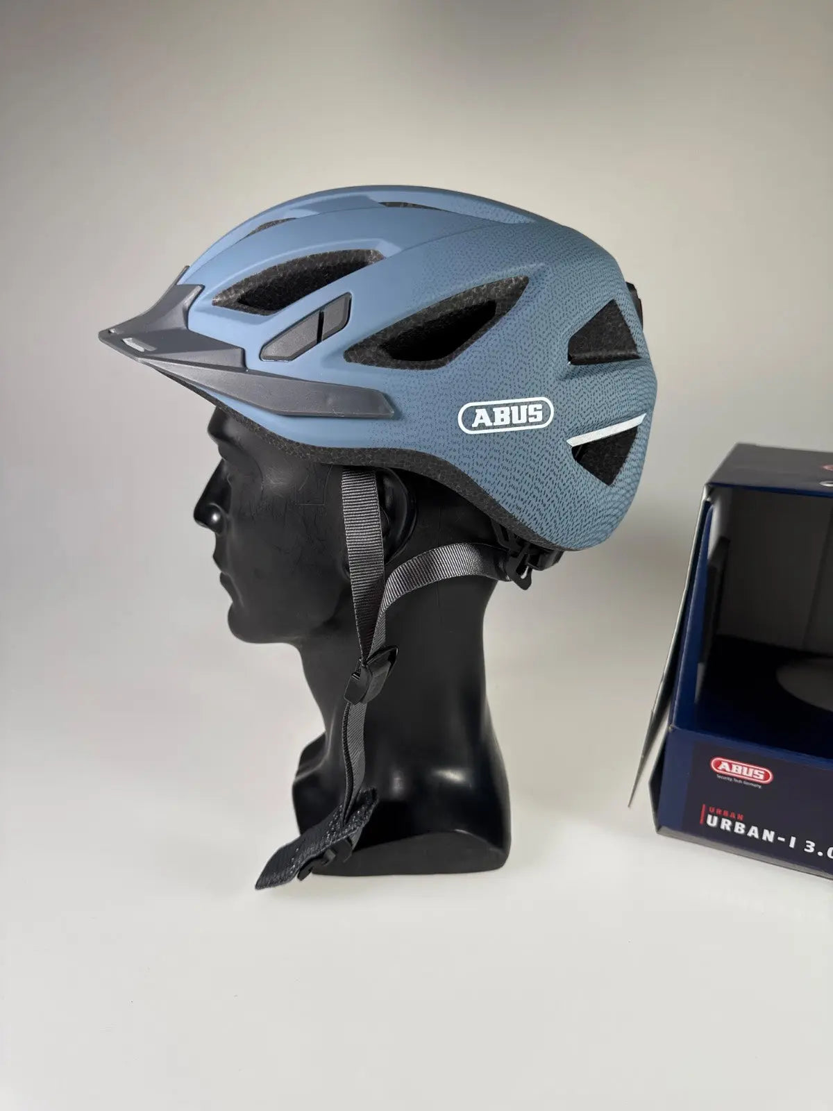 ABUS Urban-I 3.0 Fahrradhelm - Größe 52-59cm #9011