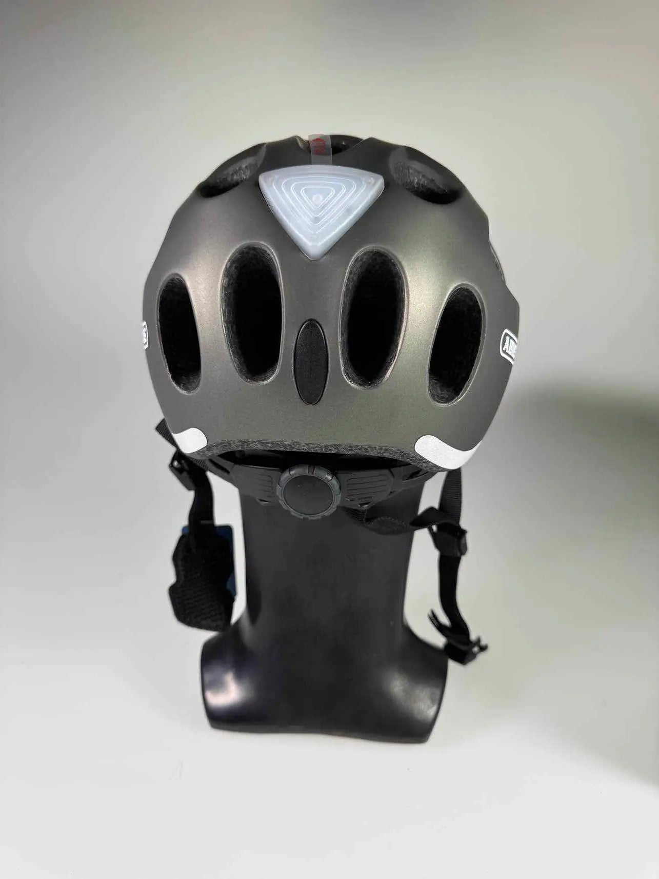 ABUS Youn-I Ace Metallic Silver M (52-57cm) | Retoure Note 1 | #9295