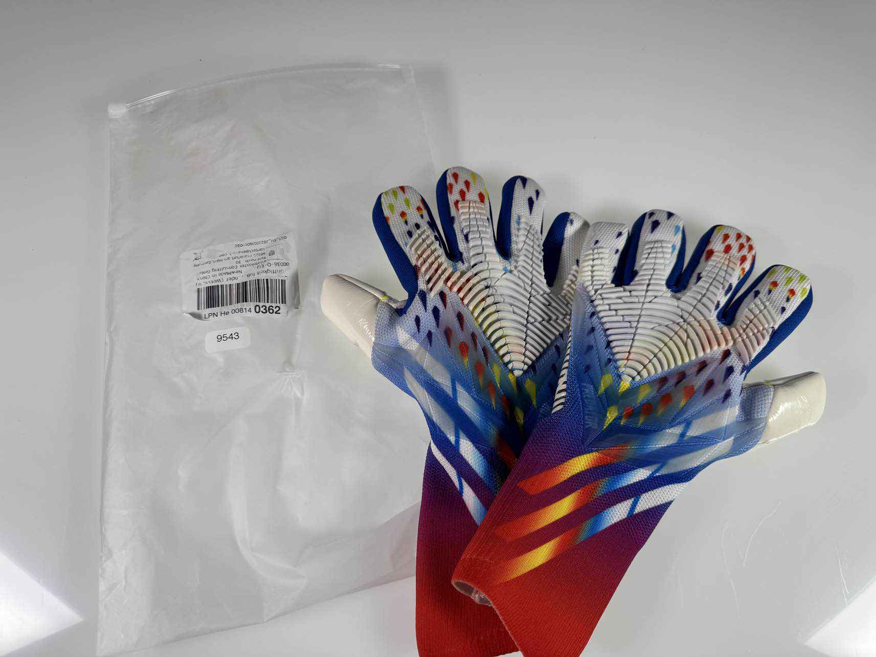 Adidas Predator Pro Torwarthandschuhe bunt WM-Design #9543