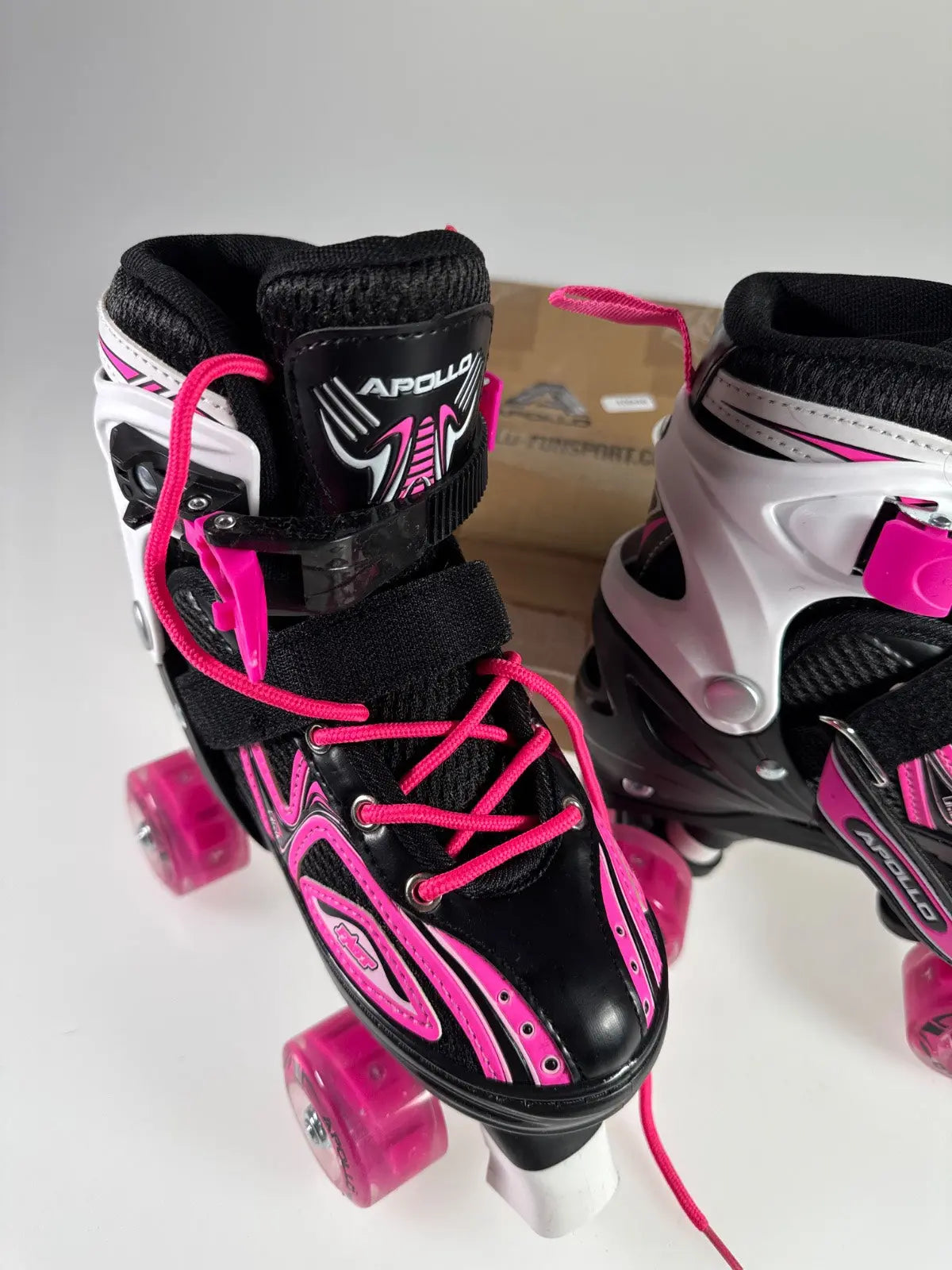 Apollo Super Quad X Pro verstellbare LED-Rollschuhe Gr. 31-34 #10948