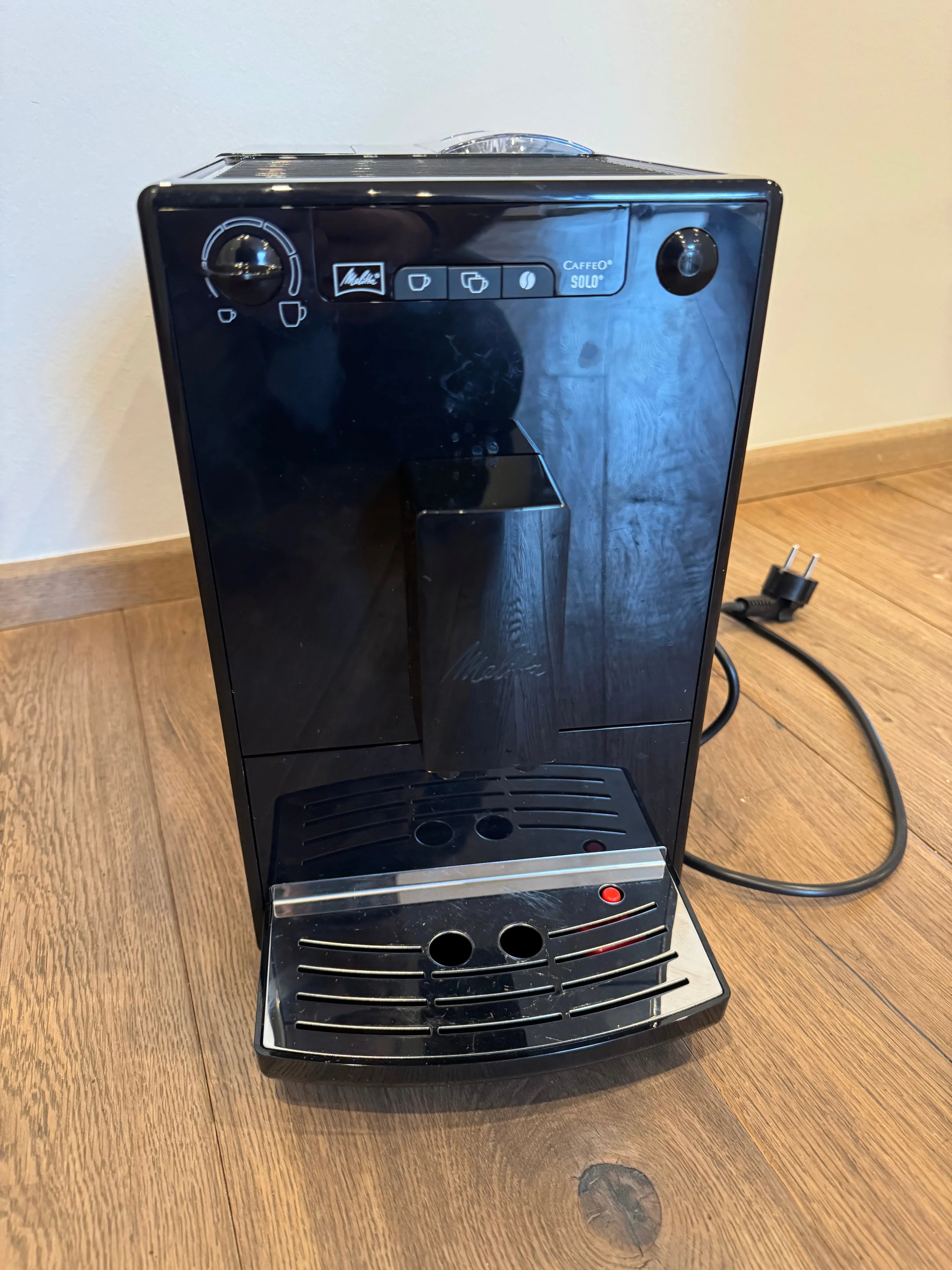 Melitta Caffeo Solo E950 Kaffeevollautomat 15 bar #10123