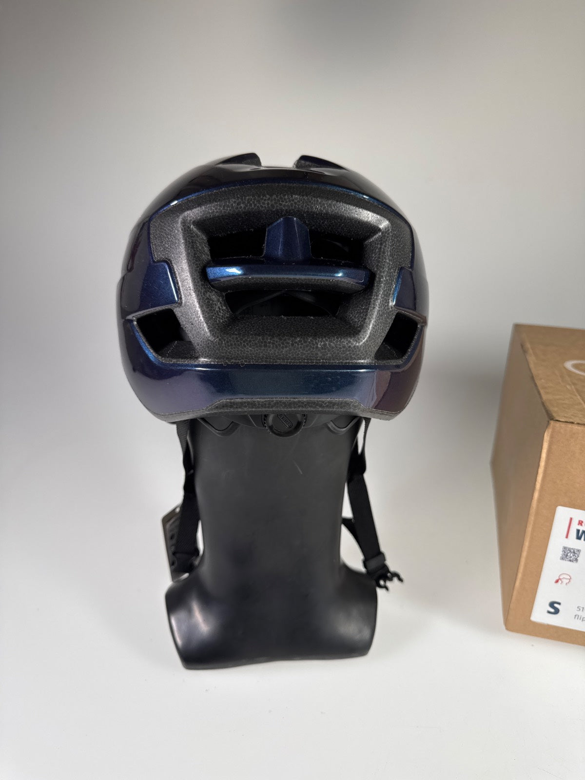 ABUS WingBack Fahrradhelm - Größe 51-55cm #10643