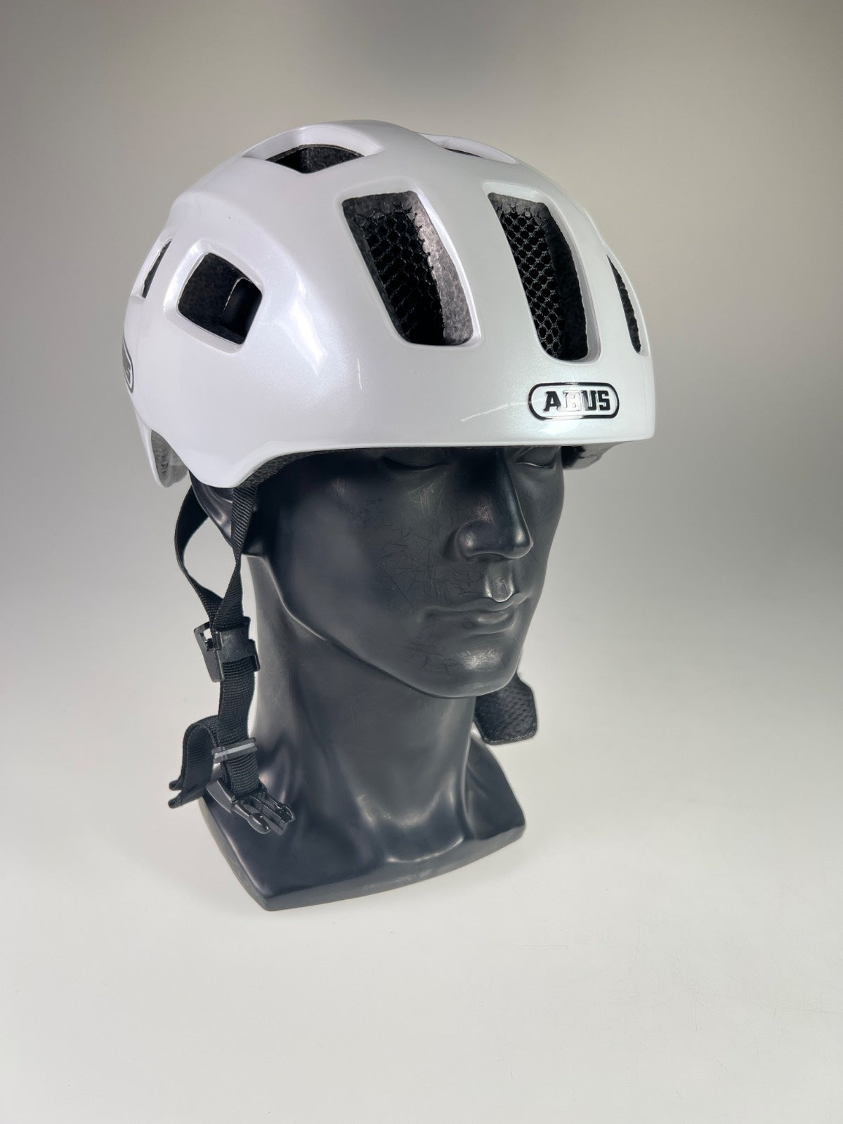 ABUS Youn-I 2.0 Fahrradhelm - Größe 52-57cm #10410