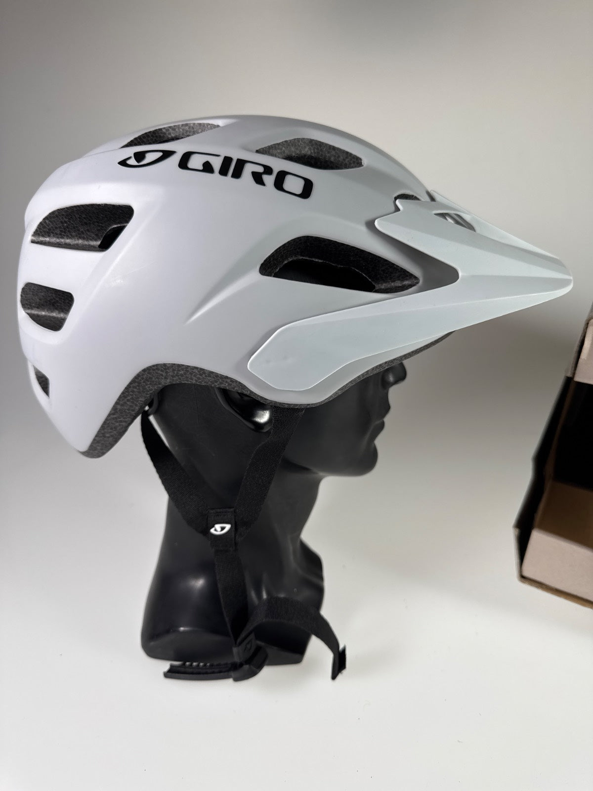 Giro Fixture Fahrradhelm - Größe 54-61cm #10808