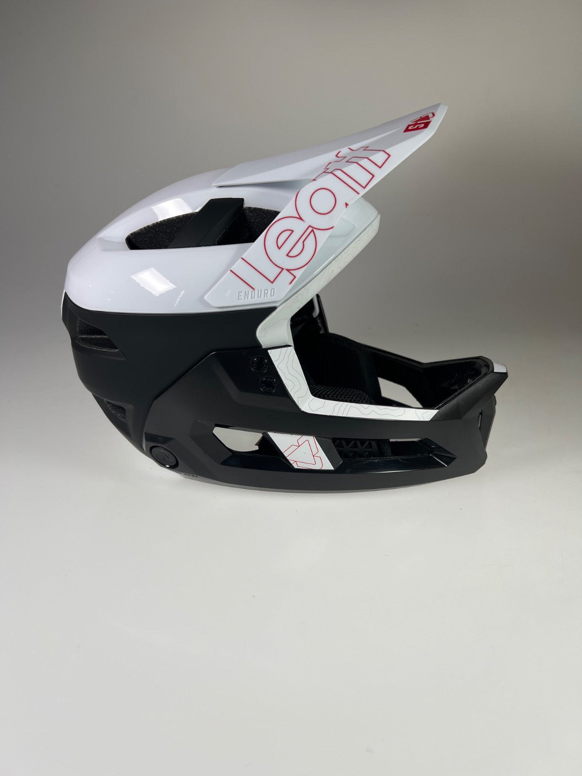 Leatt MTB Enduro 3.0 V23 Fahrradhelm - Größe 51-55cm #10435