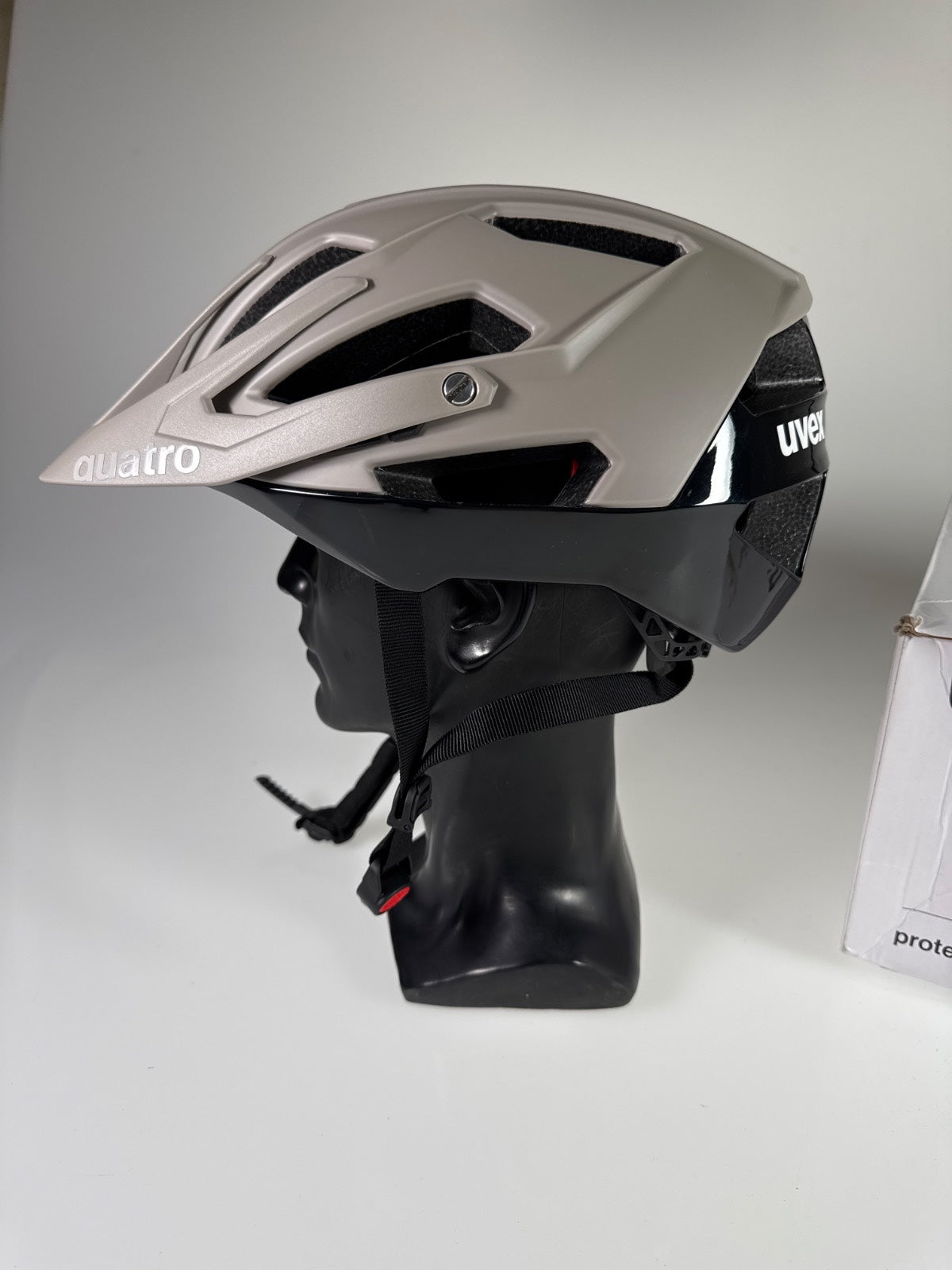 uvex Quatro cc Fahrradhelm - Größe 56-61cm #10826