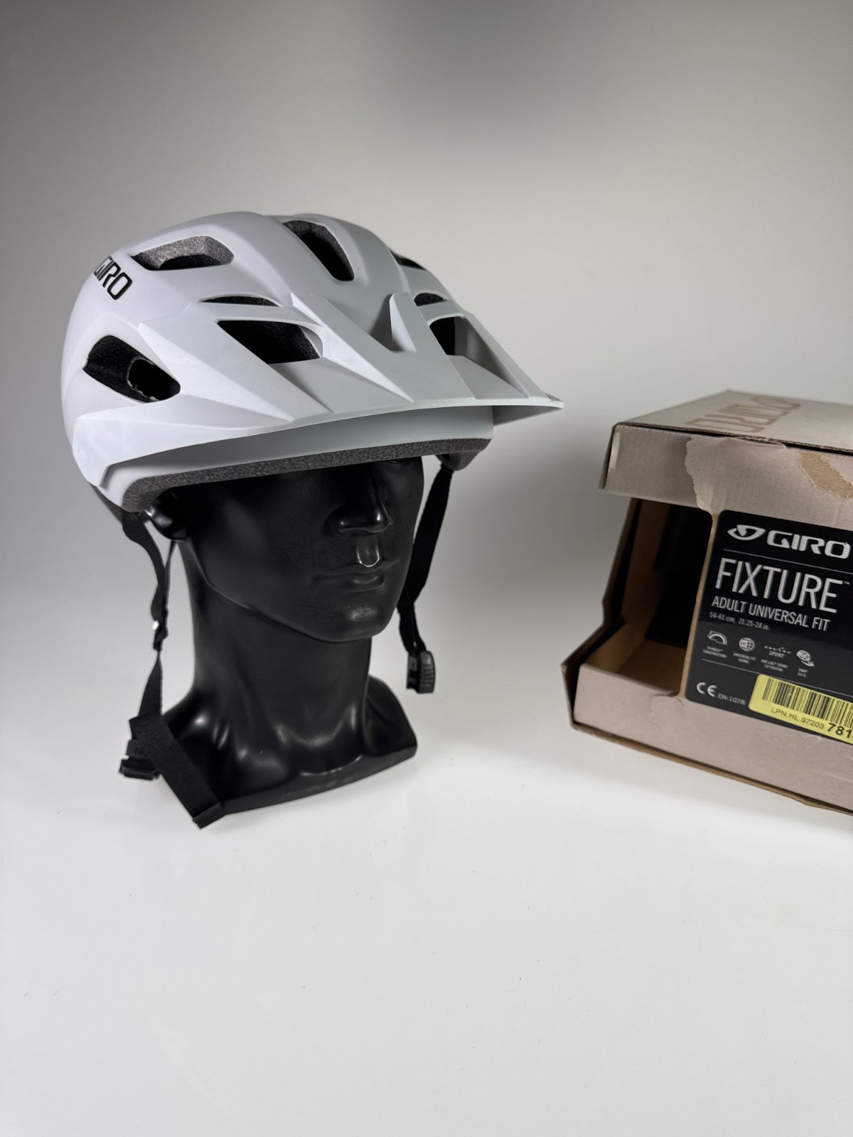 Giro Fixture Fahrradhelm - Größe 54-61cm #10808