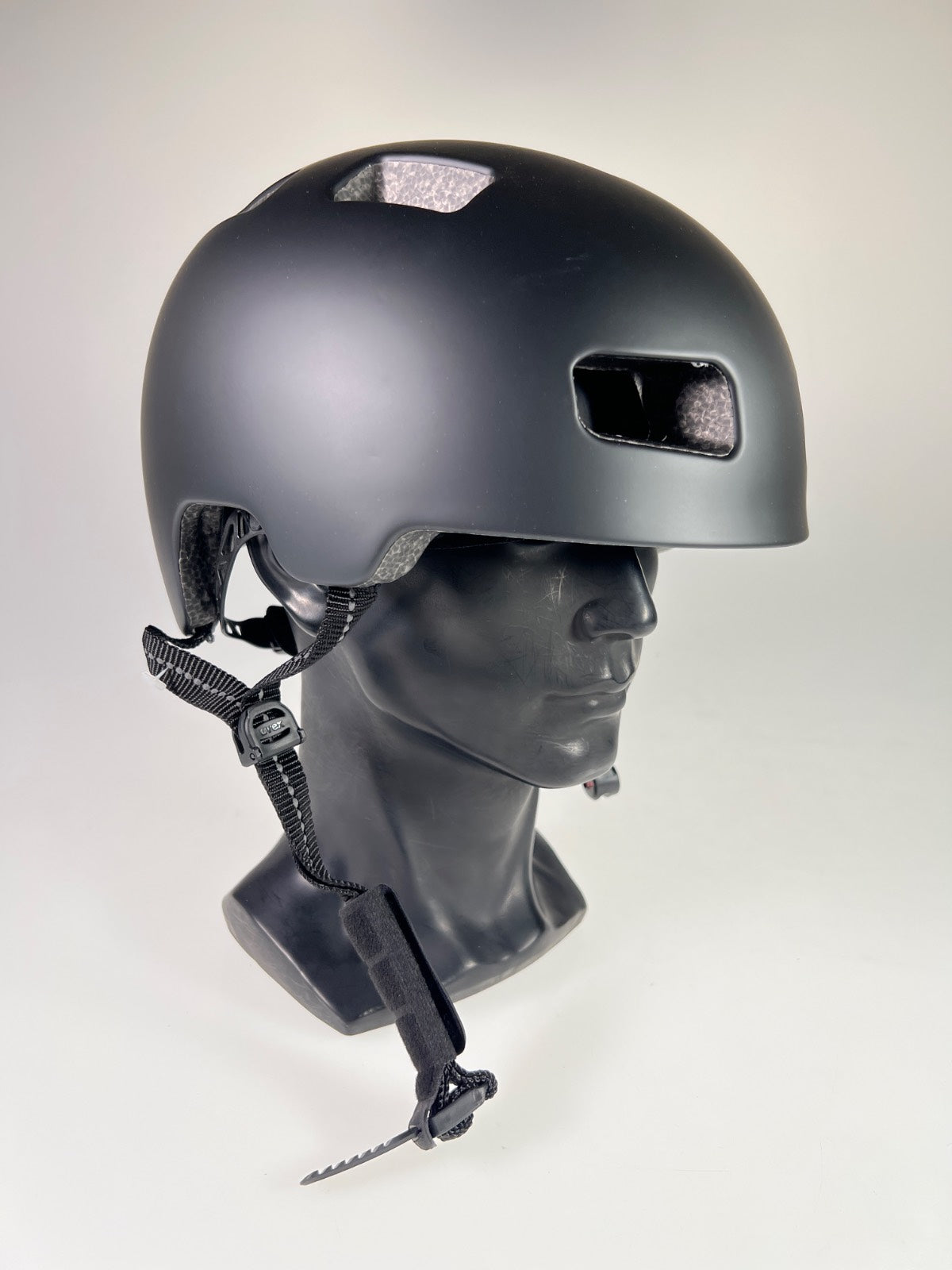 uvex City 4 Fahrradhelm - Größe 55-58cm #10386