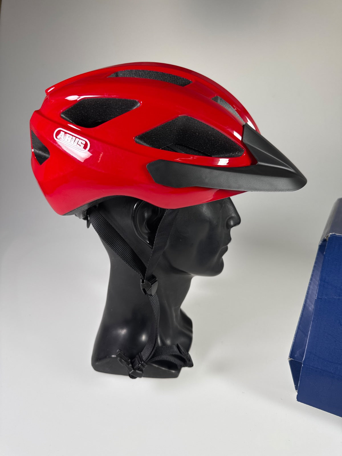 ABUS Macator Fahrradhelm - Größe 51-55cm #10726