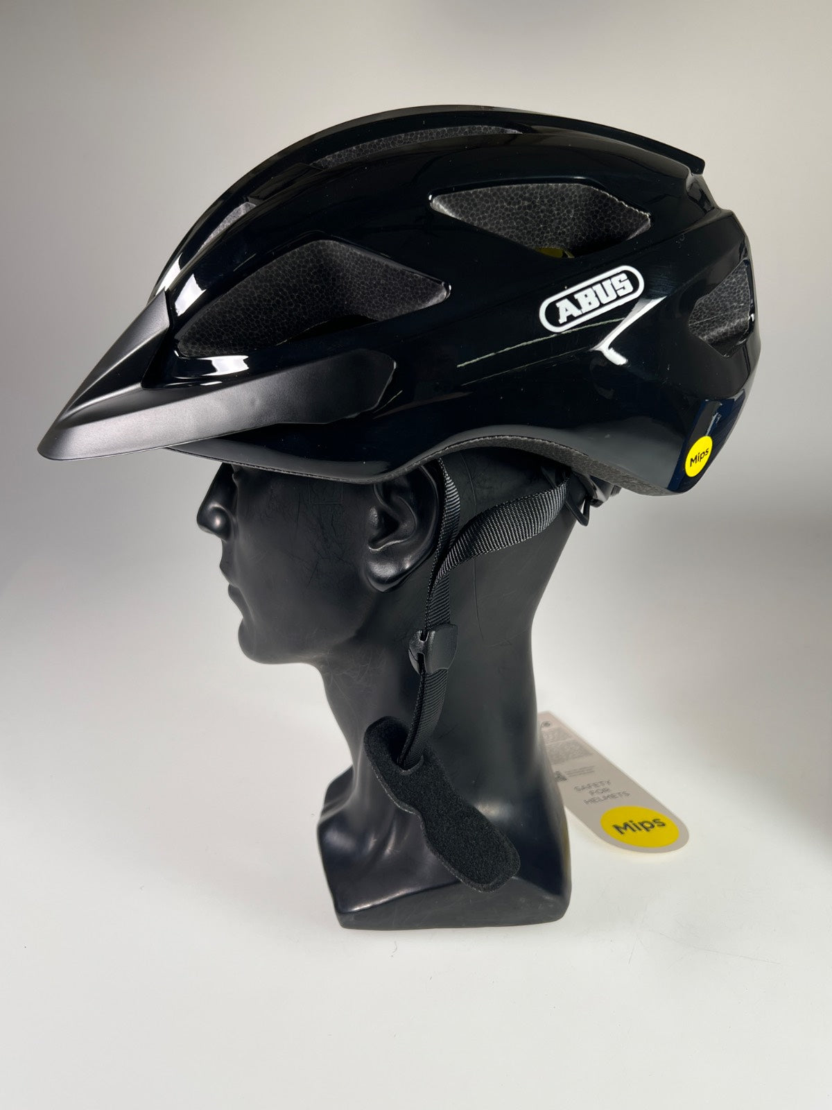 ABUS Macator MIPS Fahrradhelm - Größe 52-58cm #10578