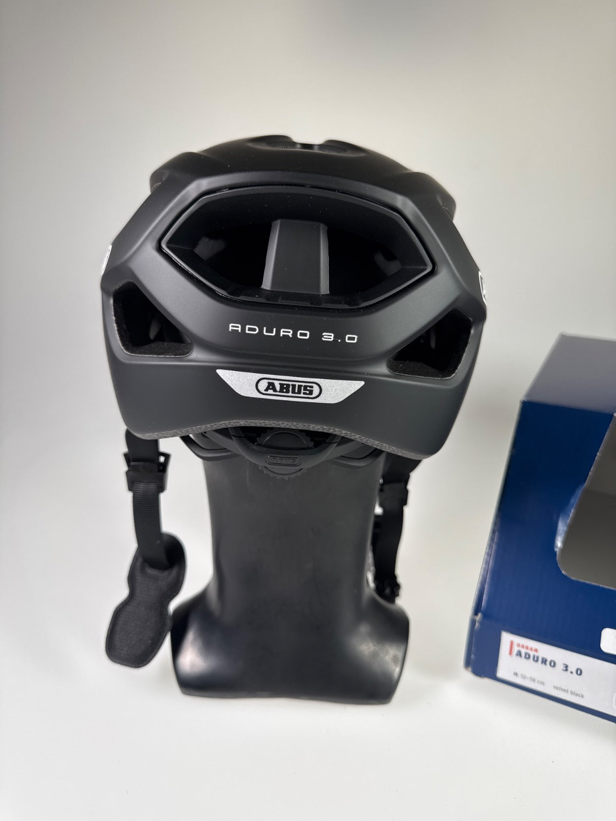 ABUS Aduro 3.0 Fahrradhelm - Größe 52-58cm #10707