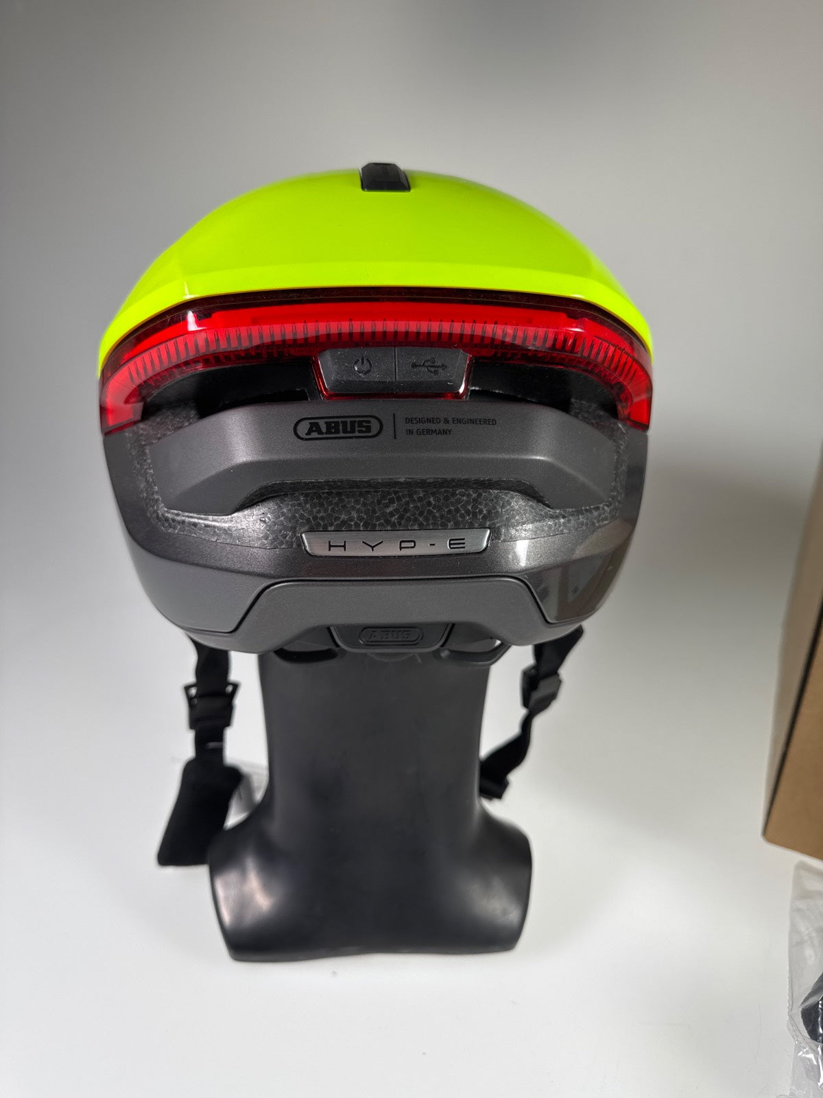 ABUS HYP-E BL.ACE Fahrradhelm - Größe 54-58cm #10654