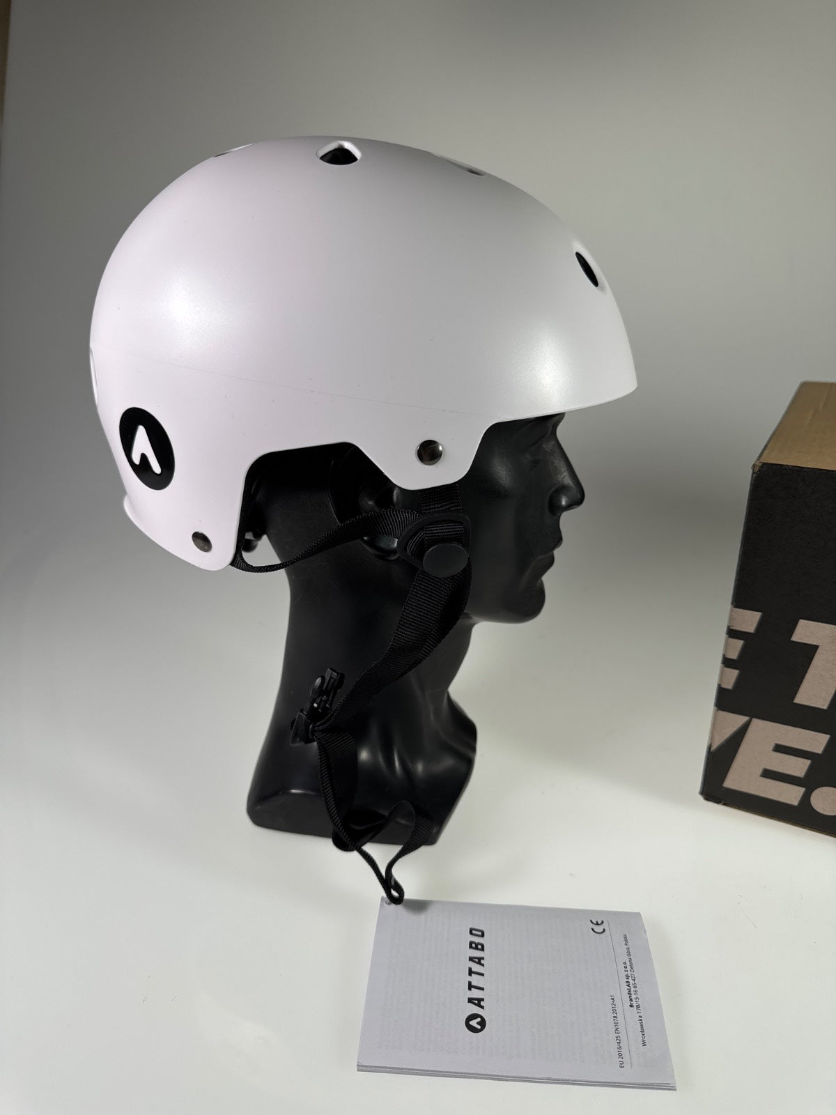 ATTABO Genes Fahrradhelm - Größe 55-58cm #10788