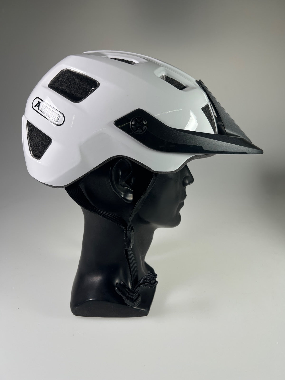 ABUS MoTrip Fahrradhelm - Größe 51-55cm #10555