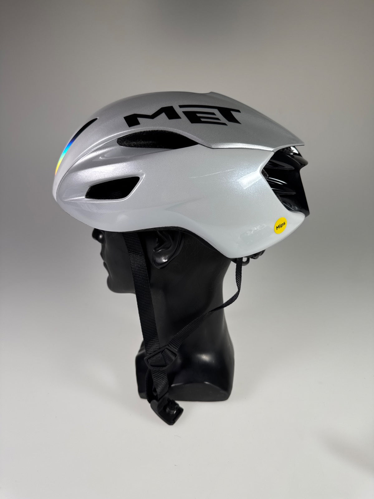 MET Manta MIPS Fahrradhelm - Größe 56-58cm #10898