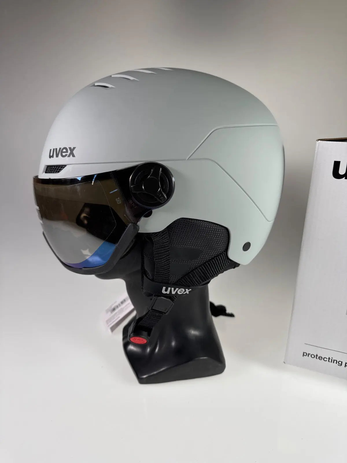 uvex Wanted Visor Skihelm - Größe 55-58cm #9035