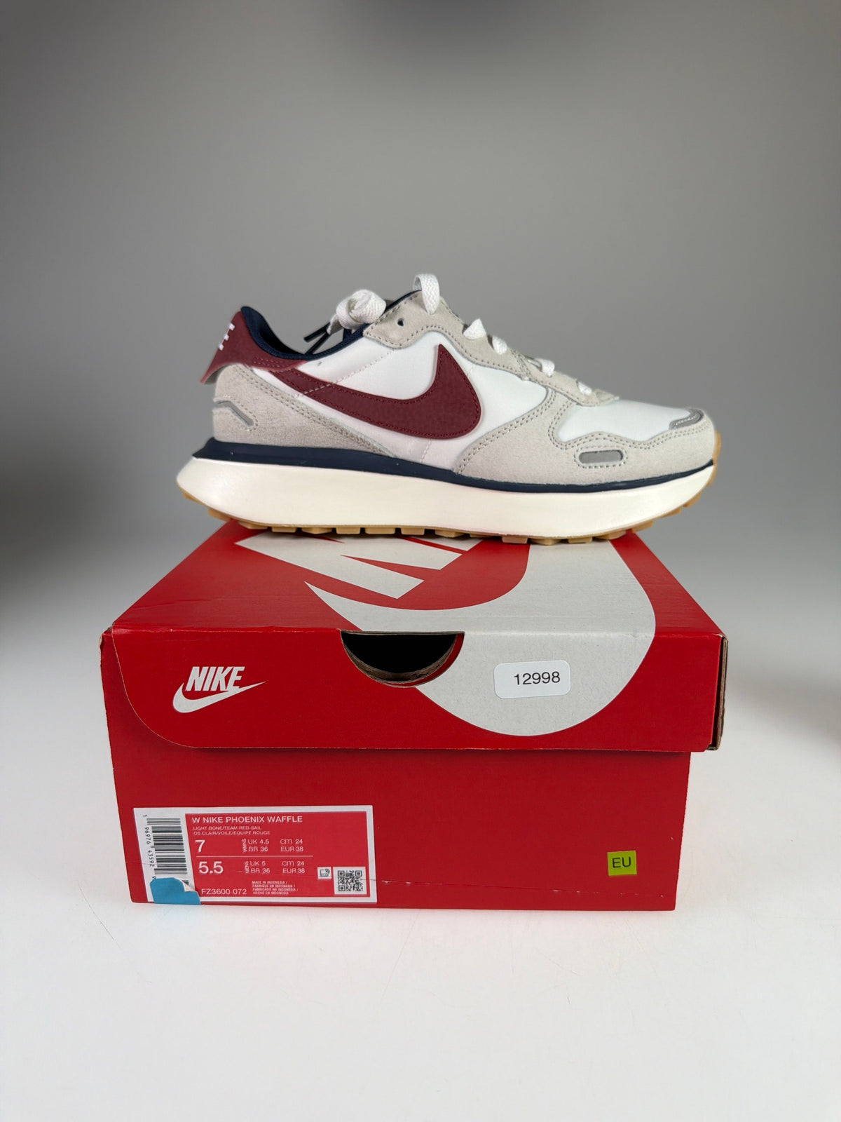 Nike Phoenix Waffle Damen - Größe EU 38 #12998