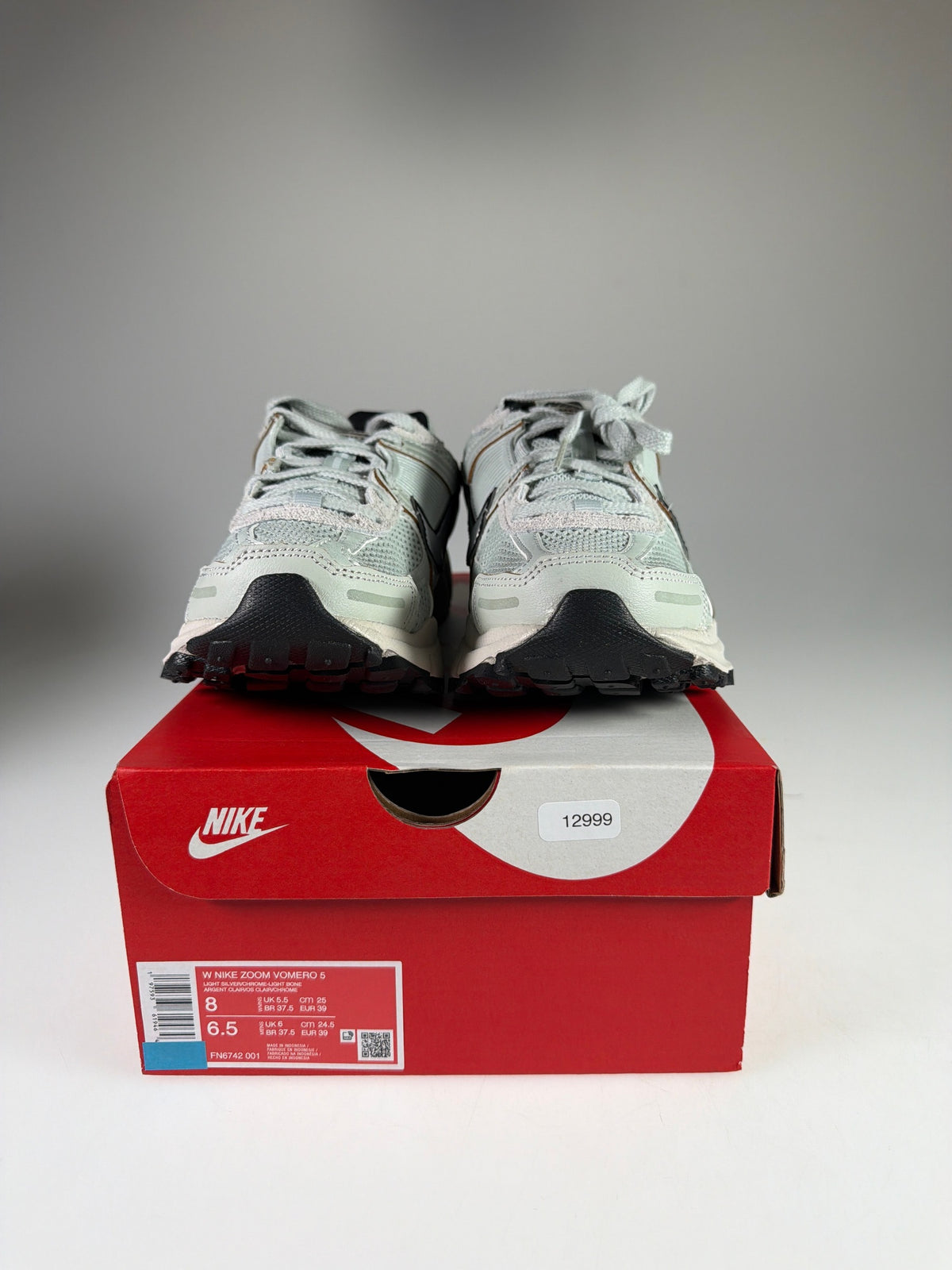 Nike Zoom Vomero 5 Damen - Größe EU 39 #12999