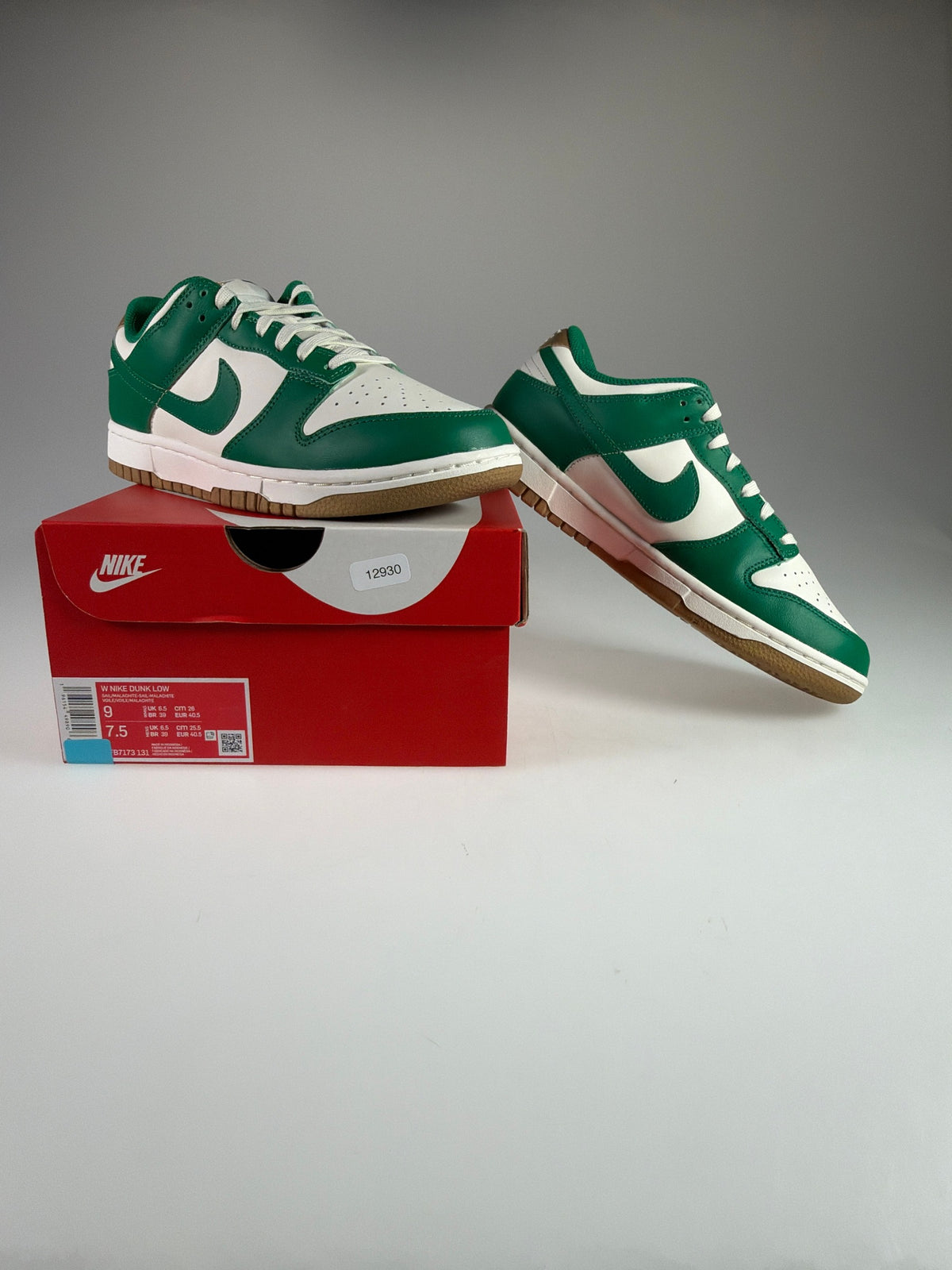 Nike Dunk Low - Größe EU 40,5 #12930