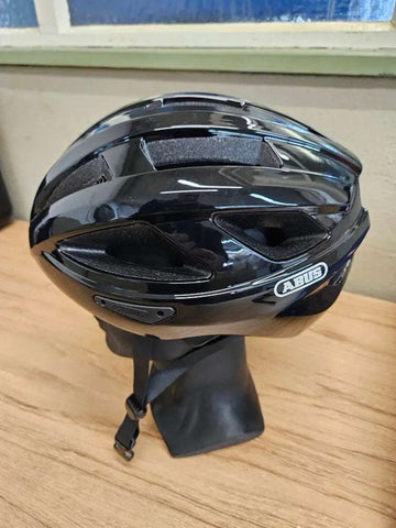 ABUS Macator Fahrradhelm - Größe 52-58cm #4325 - Black Forest Deals