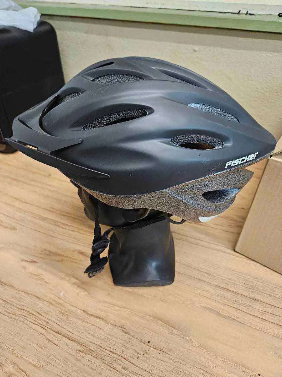Fischer Fahrradhelm - Größe 58-61 #4504 - Black Forest Deals