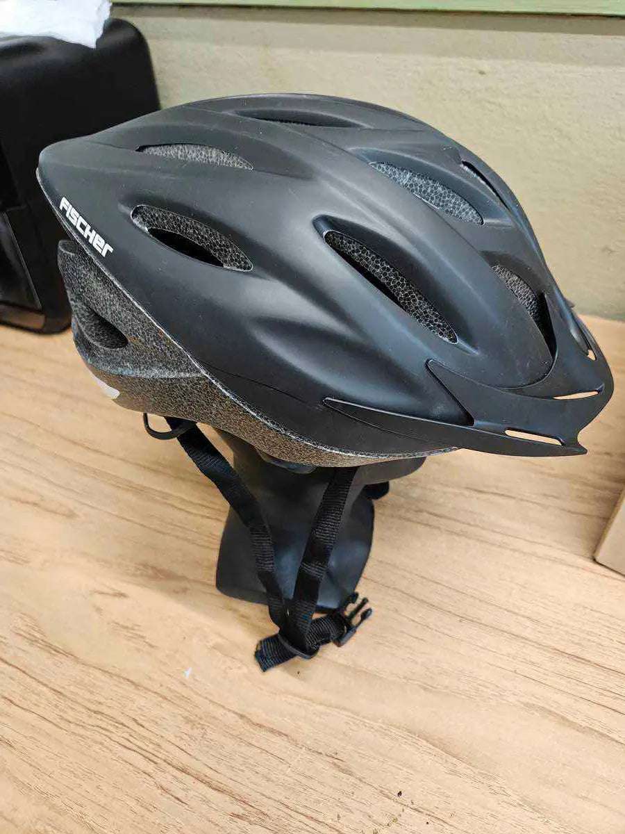 Fischer Fahrradhelm - Größe 58-61 #4504 - Black Forest Deals