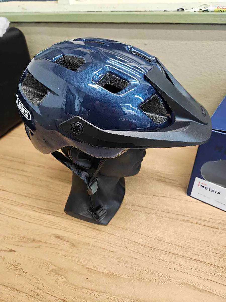 ABUS Motrip Fahrradhelm - Größe 51-55cm #4684 - Black Forest Deals