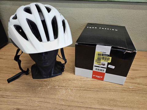 MET Veleno Fahrradhelm - Größe 58-61cm #4740 - Black Forest Deals
