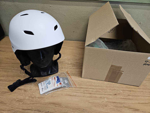 OutdoorMaster Skihelm - Größe 52-58cm #5147 Black Forest Deals