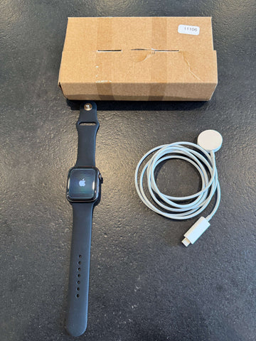 Apple Watch SE 2020 - 44mm #11106