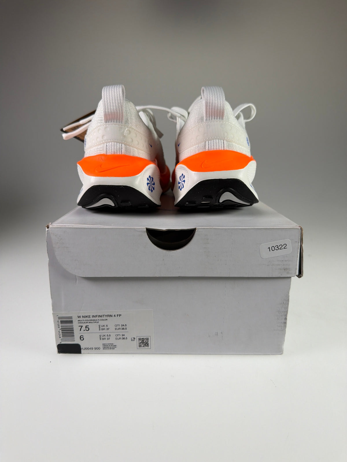 W NIKE INFINITYRN 4 FP - Größe 38.5 #10322