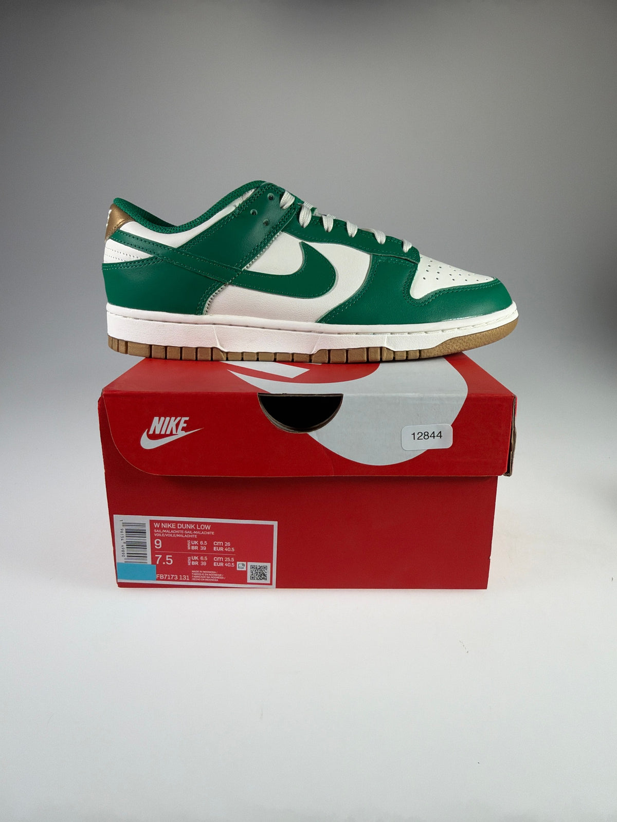 Nike Dunk Low Damen - Größe EU 40,5 #12844