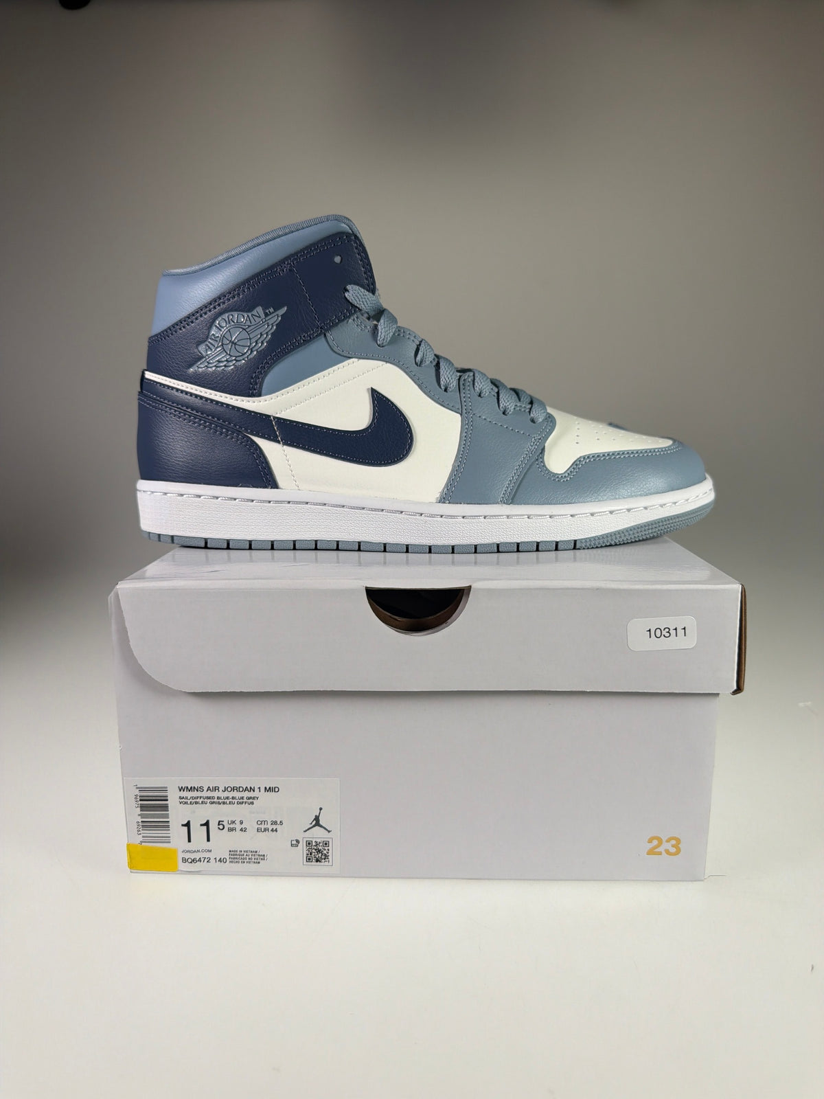 AIR JORDAN 1 MID - Größe 44 #10311