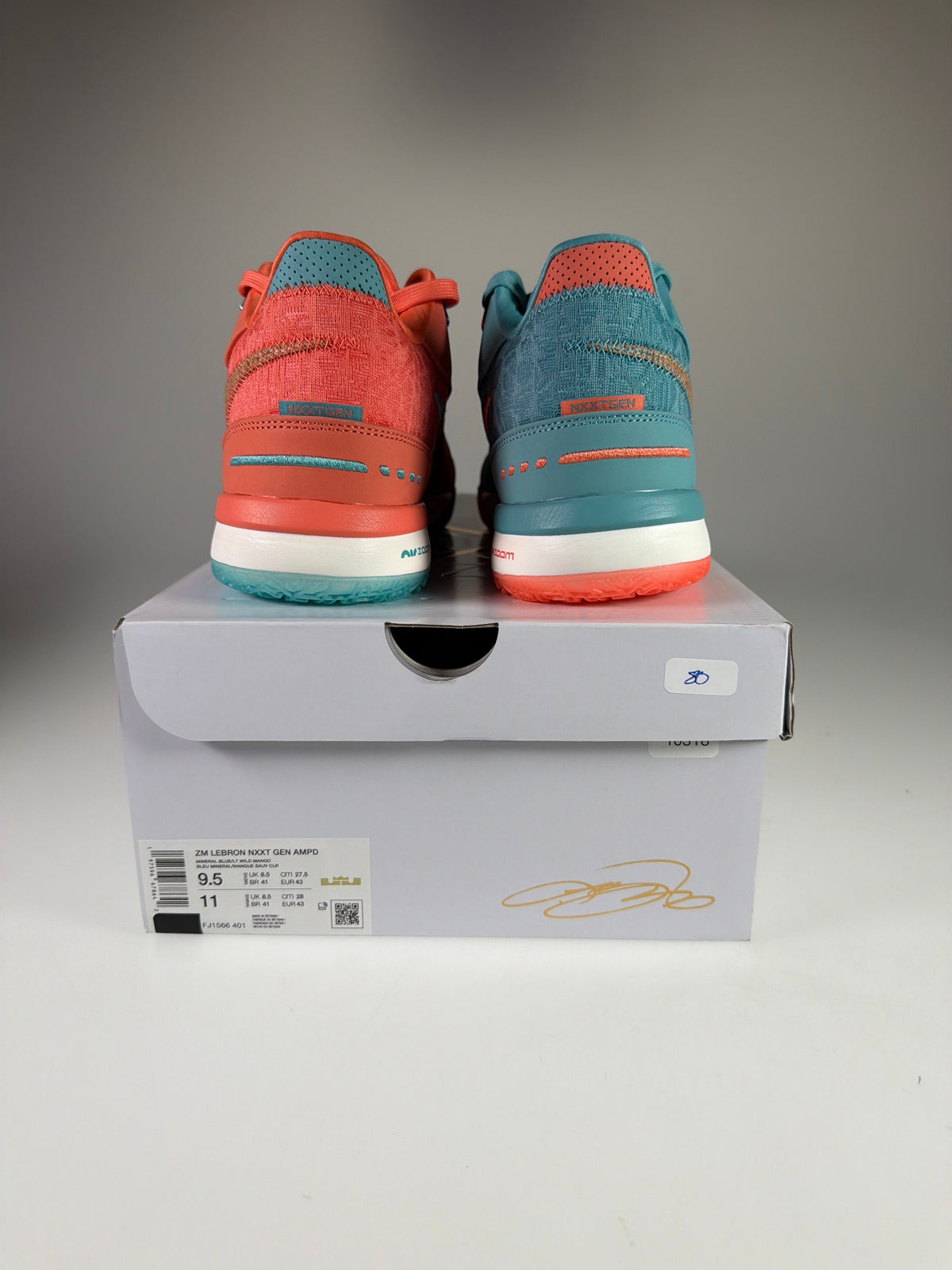 ZM LEBRON NXXT GEN AMPD - Größe 43 #10318