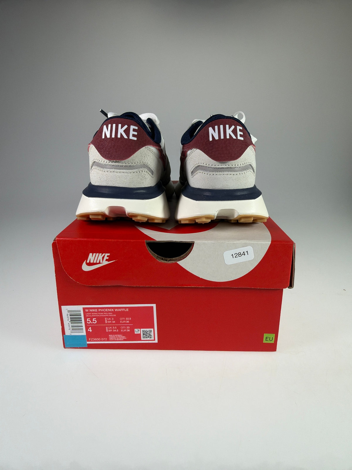 Nike Phoenix Waffle Damen - Größe EU 36 #12841