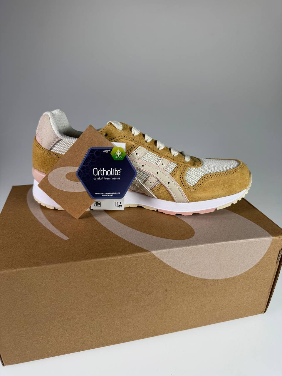 ASICS GT-II Cream/Vanilla – Seitenansicht mit Ortholite-Anhänger