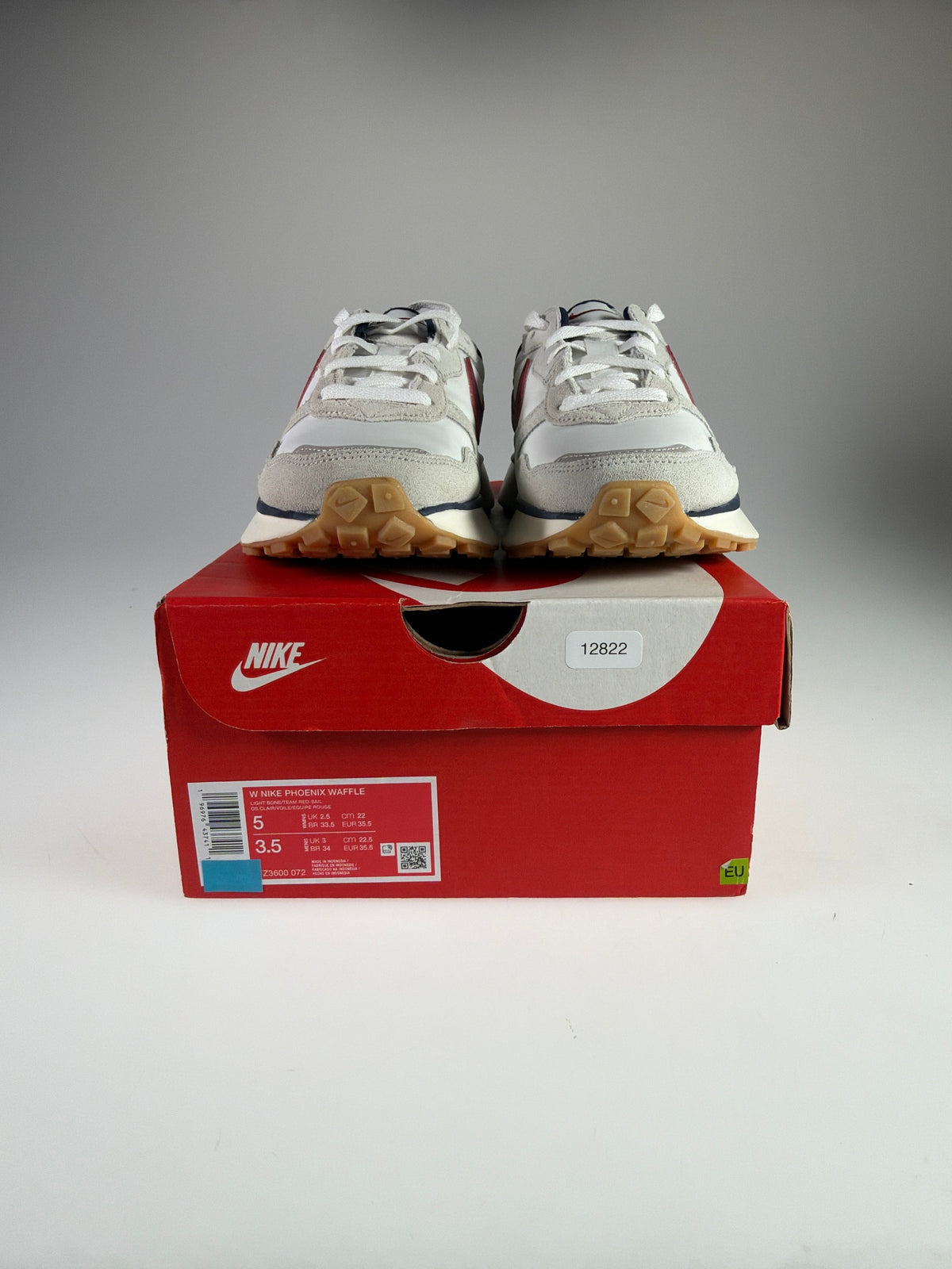Nike Phoenix Waffle - Größe EU 35,5 #12822