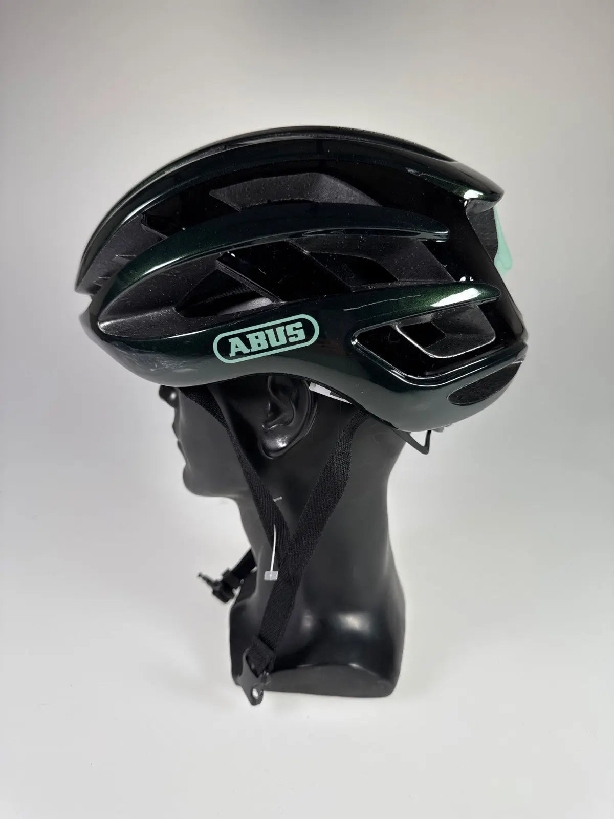 ABUS AirBreaker Fahrradhelm - Größe 59-61cm #10940 