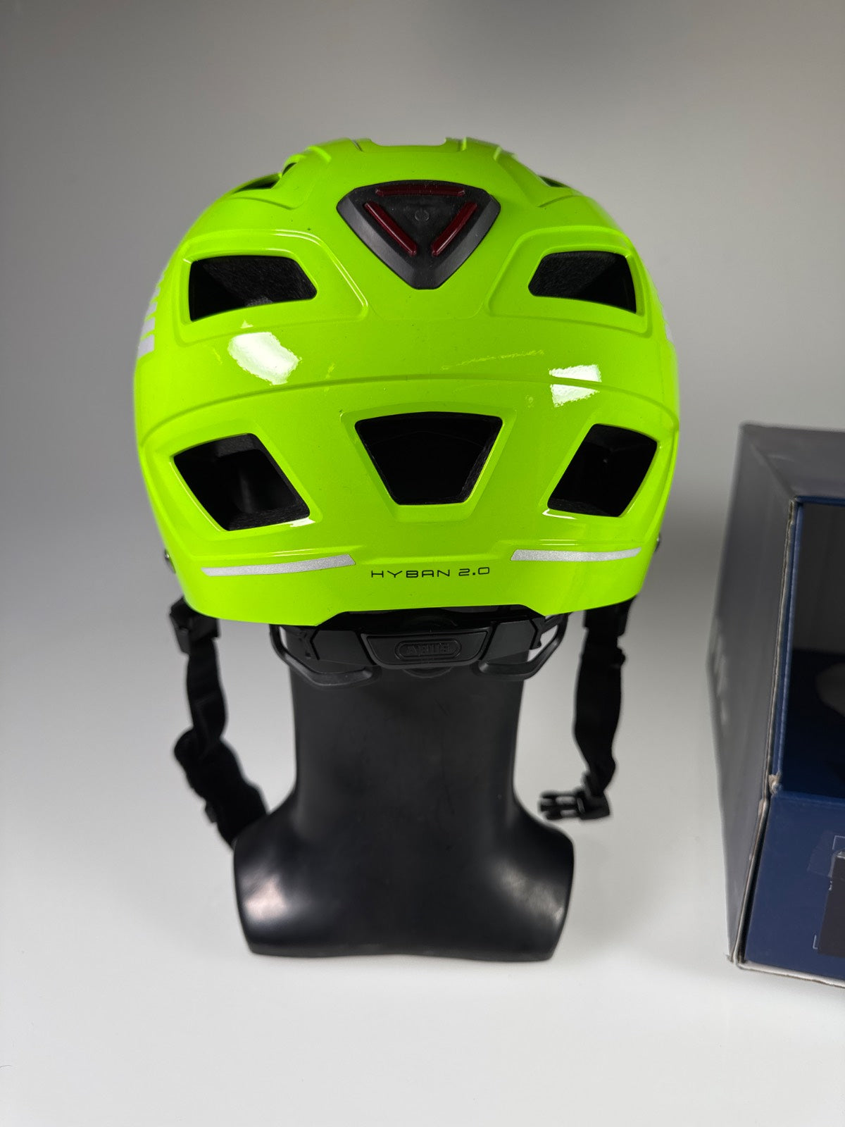 ABUS Hyban 2.0 Fahrradhelm - Größe 56-61cm #8627 