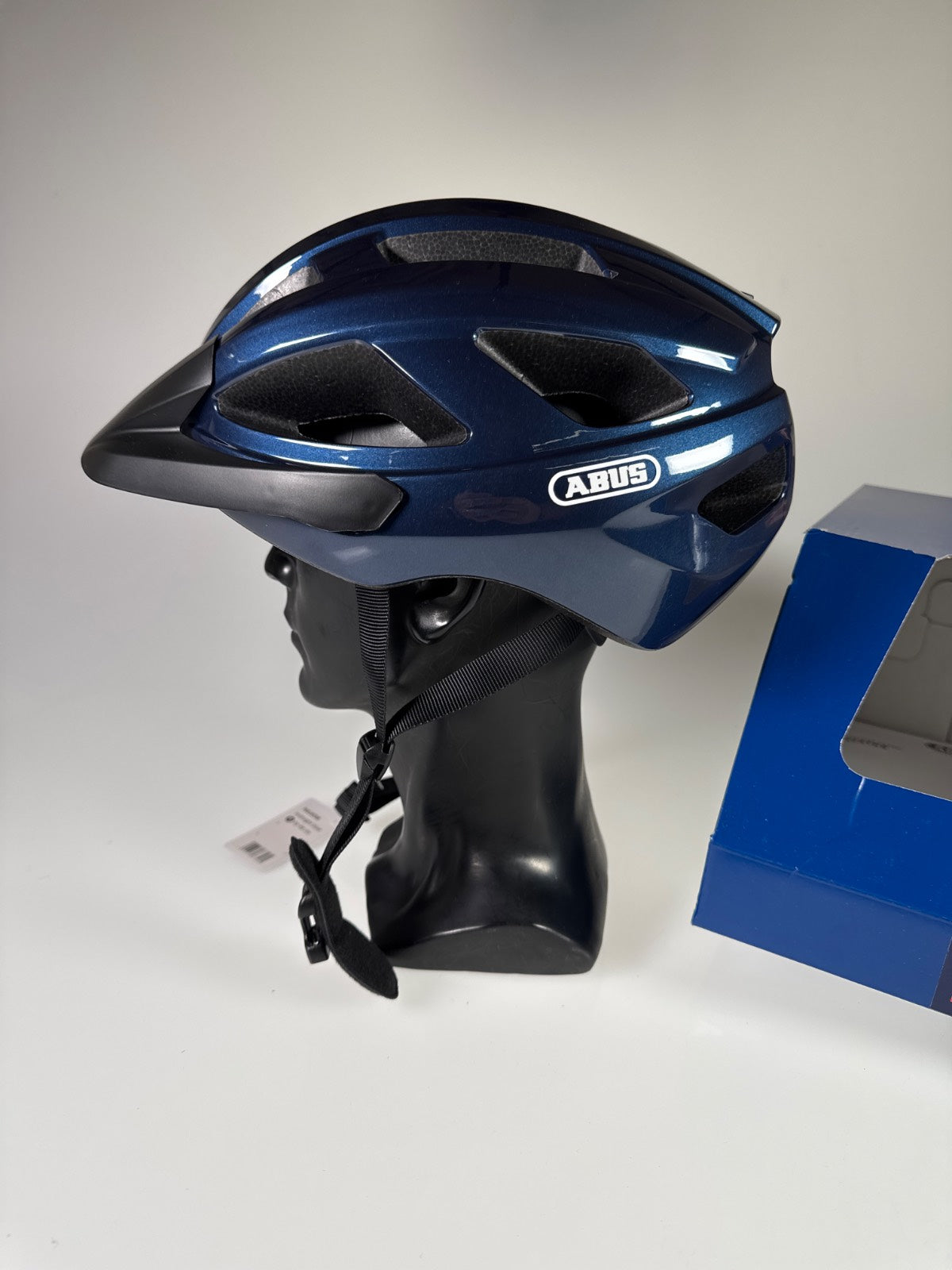 ABUS Macator Fahrradhelm - Größe 52-58cm #8478 