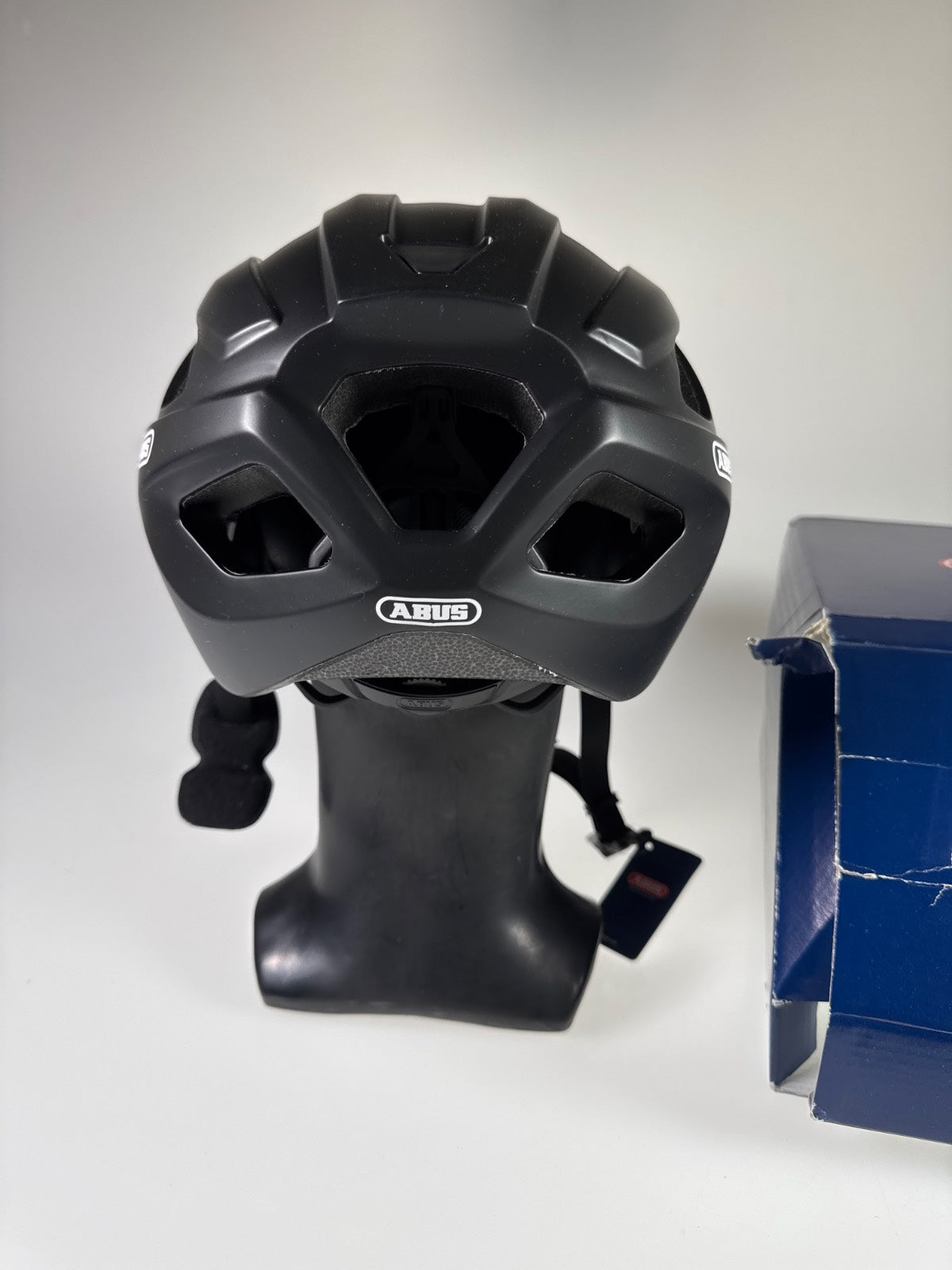 ABUS Macator Fahrradhelm - Größe 58-62cm #8468 